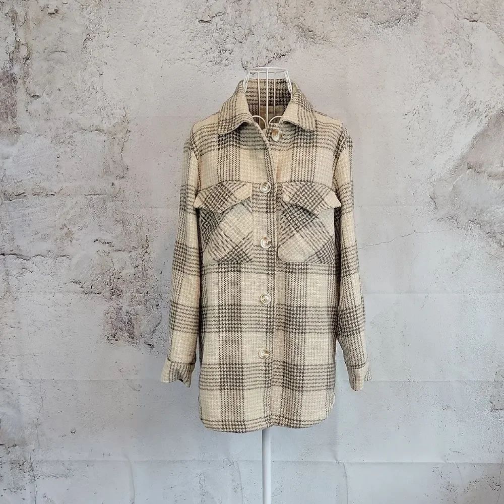 Ellison Plaid Women's Shirt Jacket in Cream and Brown Size S